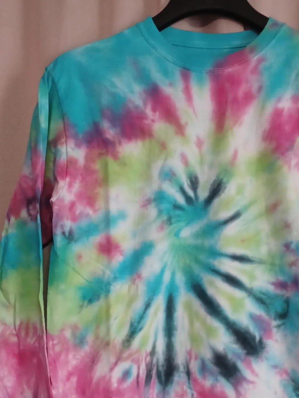 Handmade Custom Long Sleeve Spiral Tie Dye Crewneck Top Youth XL/Unisex Adult XS
